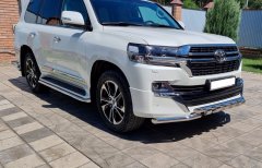 Тюнинг внедорожника Защита штатного порога труба Toyota Land Cruiser 200 Executive Lounge 2018