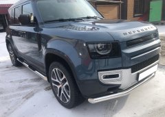 Тюнинг внедорожника Порог труба с проступью Land Rover Defender 2020