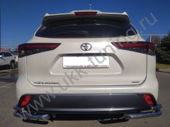 Тюнинг внедорожника Защита заднего бампера Toyota Highlander 2021