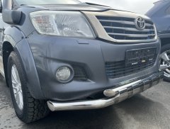Тюнинг внедорожника Защита переднего бампера Toyota Hilux 2011