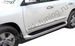 Тюнинг внедорожника Защита штатного порога труба Toyota Land Cruiser 200 2013