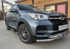 Тюнинг внедорожника Порог труба с проступью Chery Tiggo 4 Pro 2022