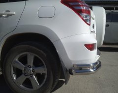 Тюнинг внедорожника Защита заднего бампера Toyota RAV4 2010-2012