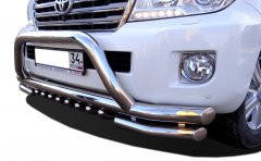 Тюнинг внедорожника Защита переднего бампера Toyota Land Cruiser 200 2007-2012
