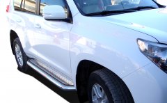 Тюнинг внедорожника Пороги с накладным листом Toyota Land Cruiser Prado 150 2014