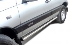 Тюнинг внедорожника Защита штатного порога труба Chevrolet Niva 2002-2009